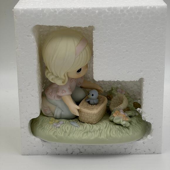 NWT Precious Moments 790001 It Only Takes A Moment To Show You Care Issued 2007 - Picture 7 of 12